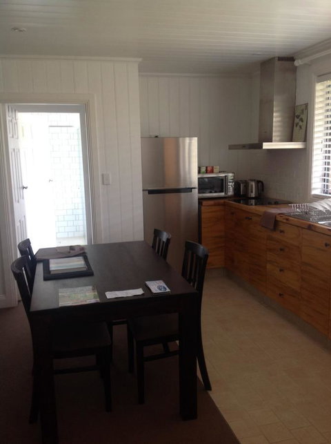 Hideaway Holiday Apartments - Tourism Bookings 14