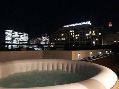 Darling Harbour Penthouse Views+Jacuzzi - Tourism Bookings 13