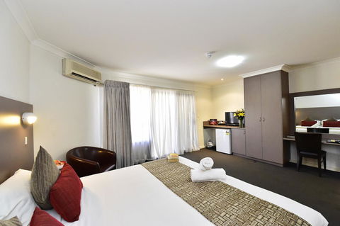 Diplomat Hotel Alice Springs - Events Australia 29