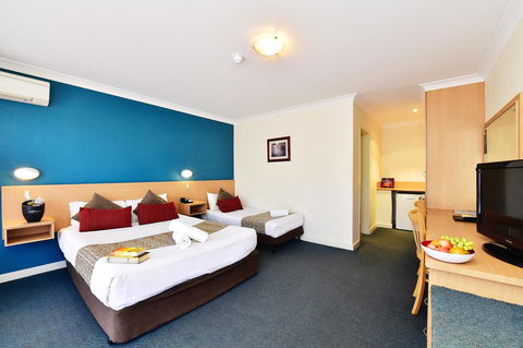 Diplomat Hotel Alice Springs - Events Australia 17