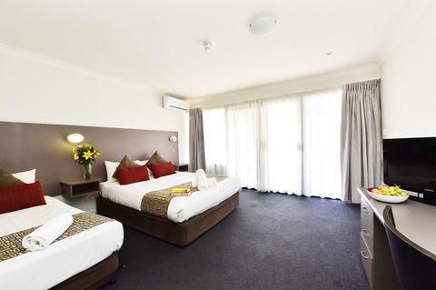 Diplomat Hotel Alice Springs - Events Australia 12