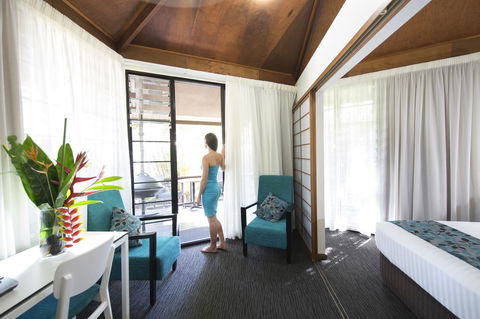 Palms City Resort - Events Australia 0