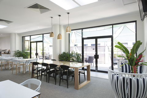 Palms City Resort - Events Australia 3