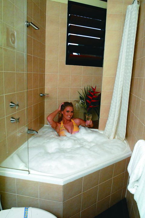 Palms City Resort - Events Australia 19