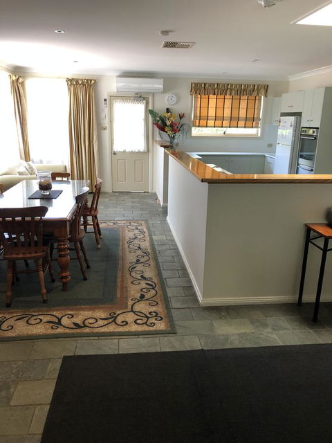 Beaches Serviced Apartments - Tourism Bookings 5