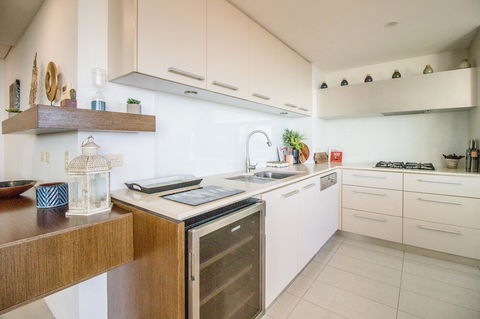 ZEN BY THE WATER - Esplanade Darwin Retreat - Events Australia 23