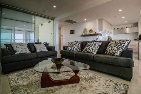 ZEN BY THE WATER - Esplanade Darwin Retreat - Events Australia 41