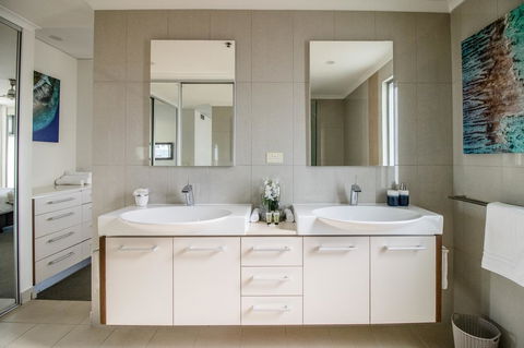 ZEN BY THE WATER - Esplanade Darwin Retreat - Events Australia 12