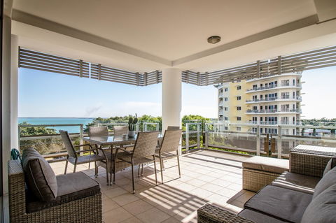 ZEN BY THE WATER - Esplanade Darwin Retreat - Events Australia 3