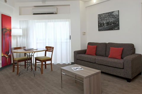 Novotel Darwin CBD - Tourism Bookings 8