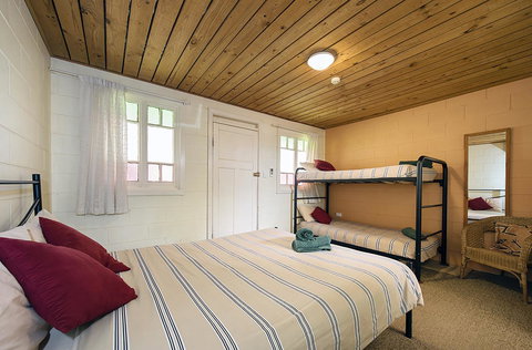 Glen Helen Lodge - Events Australia 11