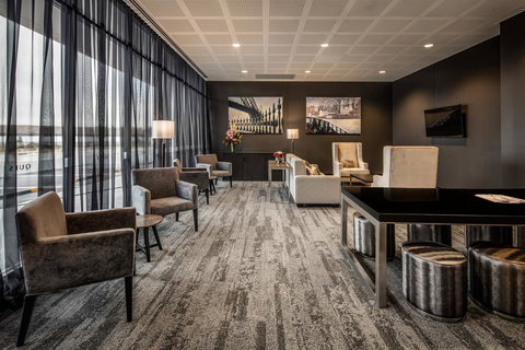 Quest Bella Vista - Tourism Bookings 2