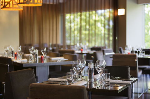 Novotel Canberra - Tourism Bookings 12
