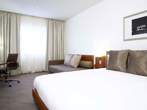 Novotel Canberra - Tourism Bookings 0