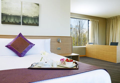 Crowne Plaza Canberra, An IHG Hotel - Tourism Bookings 44