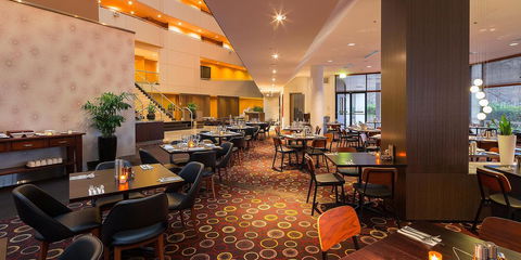 Crowne Plaza Canberra, An IHG Hotel - Tourism Bookings 4