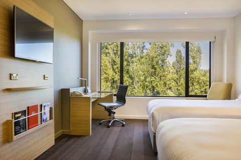 Crowne Plaza Canberra, An IHG Hotel - Tourism Bookings 22