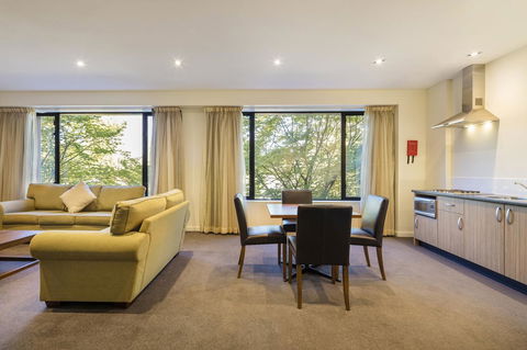 Crowne Plaza Canberra, An IHG Hotel - Tourism Bookings 35