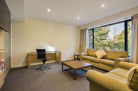 Crowne Plaza Canberra, An IHG Hotel - Tourism Bookings 37
