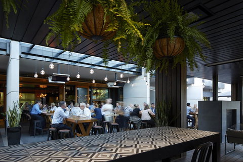 Burbury Hotel - Events Australia 20