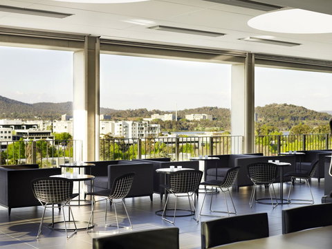 Burbury Hotel - Events Australia 9