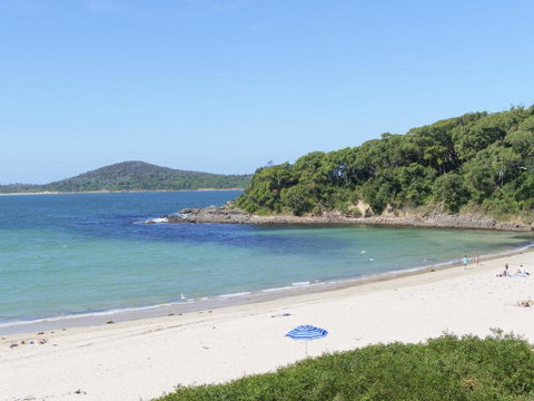 Bombora @ Fingal Bay - Tourism Bookings 2