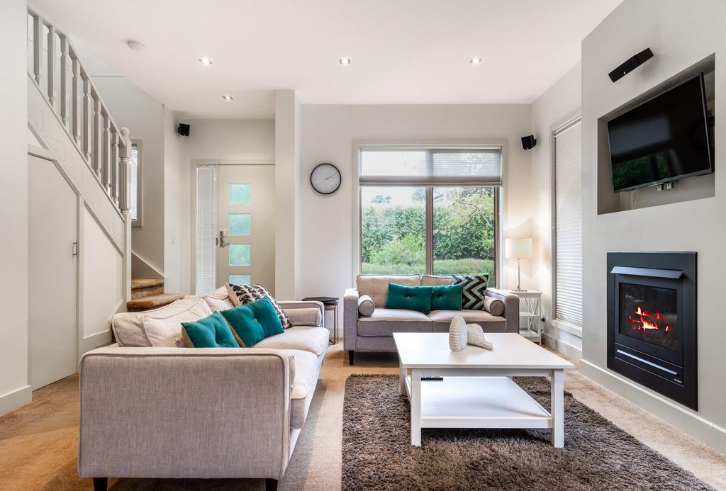 Moorabbin Airport VIC Tourism Bookings