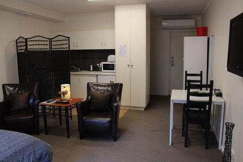 Box Hill Studio 3 At Canterbury Gardens - Events Australia 2
