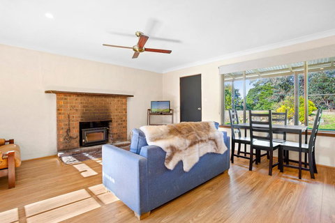 Braeside Cabin One - Pinkwood - Events Australia 3