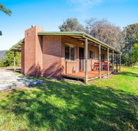 Braeside Cabin Two - Alphitonia - Events Australia