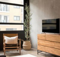 BRAND NEW BOUTIQUE WAREHOUSE 2BR APT KING BEDS KINGSTON in CANBERRA - Events Australia
