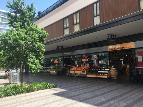 Brand New Penthouse With Water Views - Events Australia 2