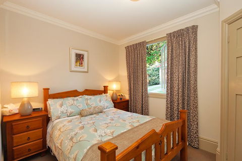 Brantwood Cottage Luxury Accommodation - Events Australia 3