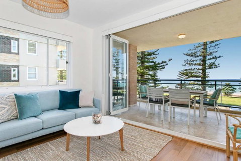 Breath-taking Ocean Front Apartment - Tourism Bookings 0