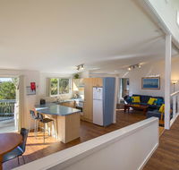 Breeze in Mollymook Beach - Events Australia