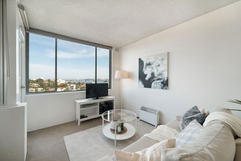 Bright And Sunny Studio Apartment - Tourism Bookings 1