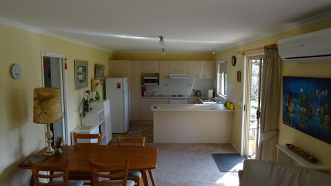 Brimin Lodge Orchard Cottage - Events Australia 3