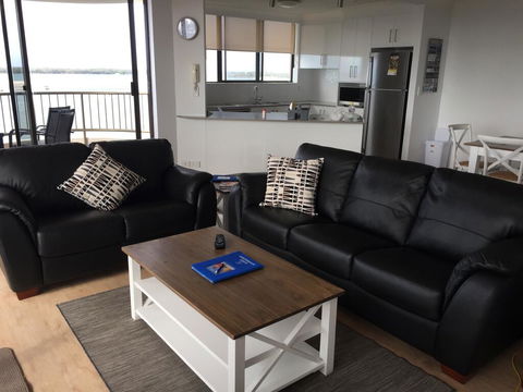 Broadwater Shores Waterfront Apartments - Events Australia 1