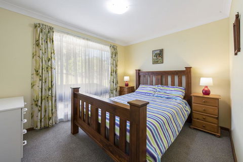 Buckland St 29 Mollymook - Events Australia 3