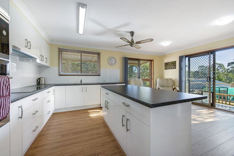Buckland St 29 Mollymook - Events Australia 0