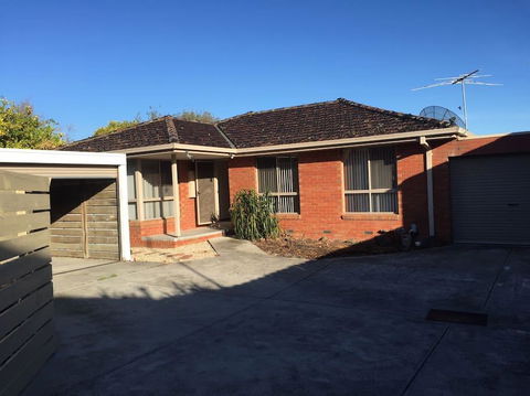 Budget Clayton Homestay - Tourism Bookings 1