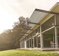 Bundaleer - Architect designed stunning views - Tourism Bookings