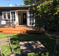 Burrill Lakeview Cottage - Events Australia