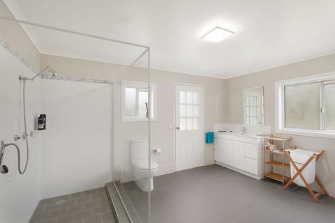 Bush Retreat With Private Pool - Events Australia 1