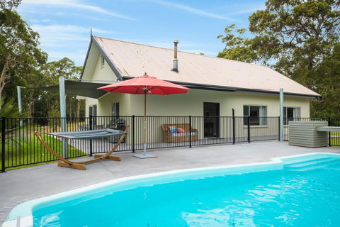Bush Retreat With Private Pool - Events Australia 0