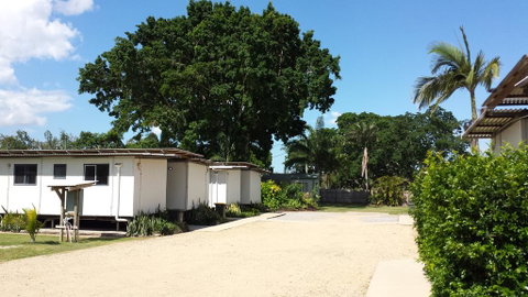 Bushchooks Travellers Village - Tourism Bookings 3