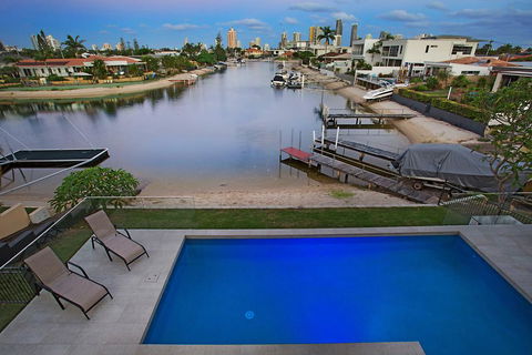 C'est La Vie - Events Australia 1