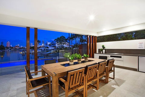 C'est La Vie - Events Australia 2