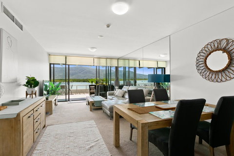 Cairns Waterfront - Harbourlights - Events Australia 3