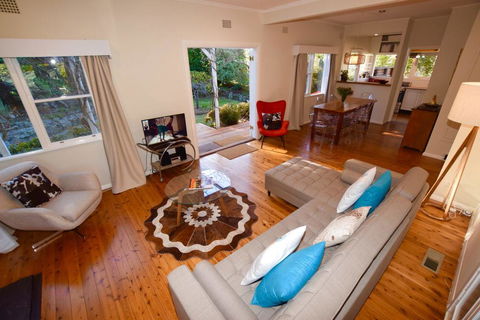 Calamandah House Of Blackheath - Events Australia 1